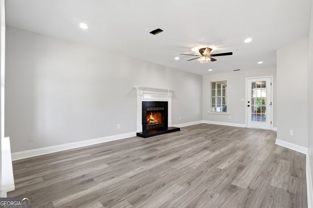 620 Allens Landing Drive, Lawrenceville, GA 30045