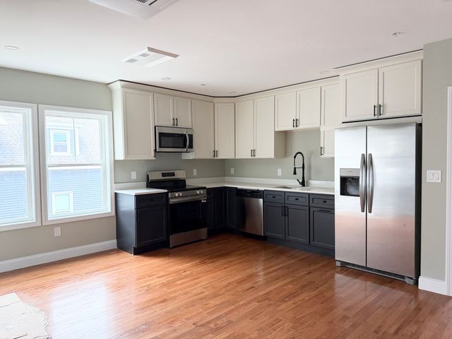 32 Broadway 3, Beverly, MA 01915