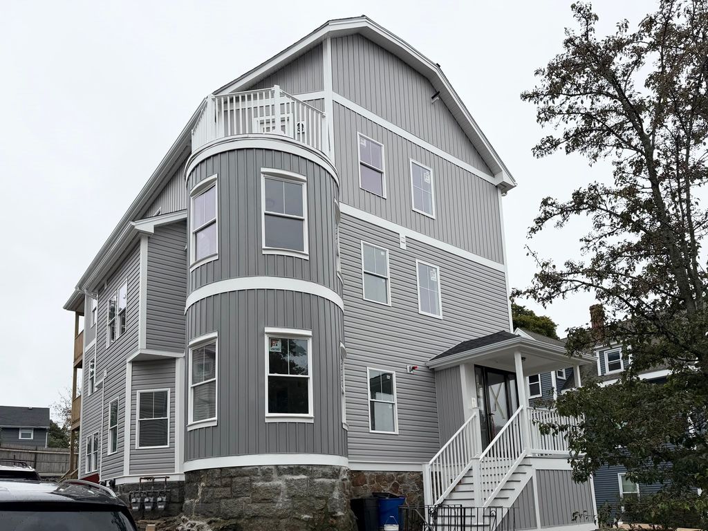 32 Broadway 3, Beverly, MA 01915