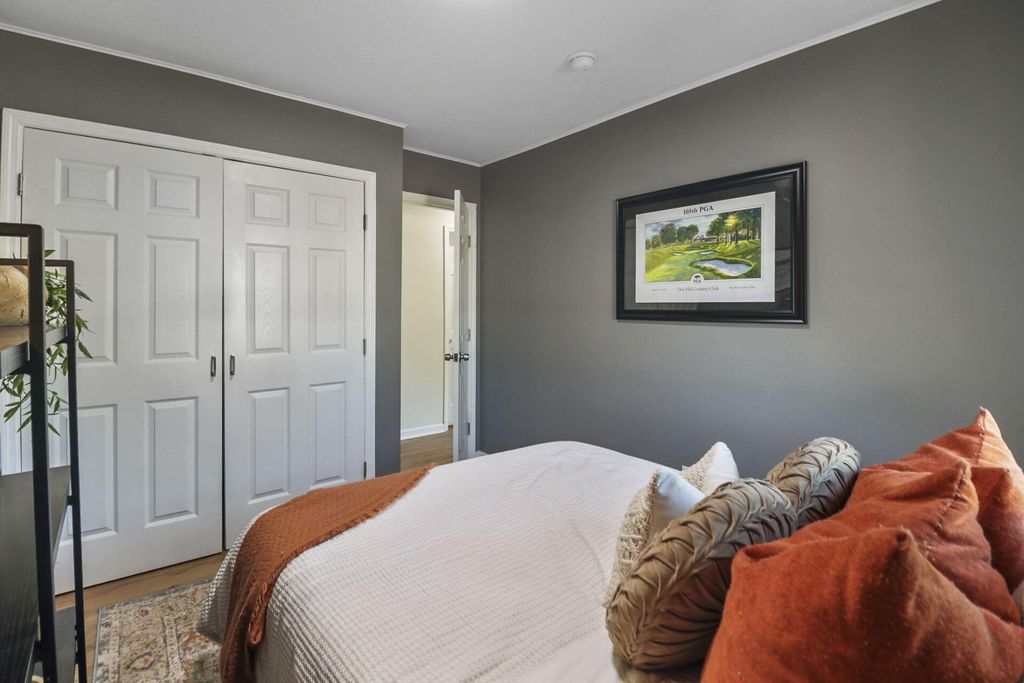 Image 24 of property listing at 109 Marion Road, Summerville, SC 29486