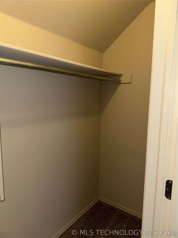 11906 E 99th Street North, Owasso, OK 74055