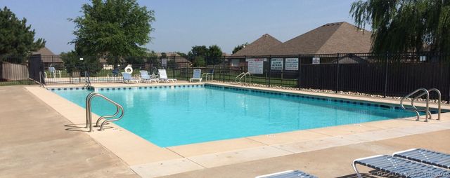 11906 E 99th Street North, Owasso, OK 74055