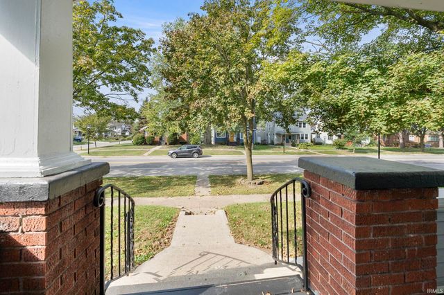 1206 N Anthony Boulevard, Fort Wayne, IN 46805