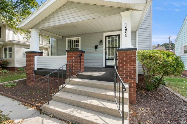 1206 N Anthony Boulevard, Fort Wayne, IN 46805