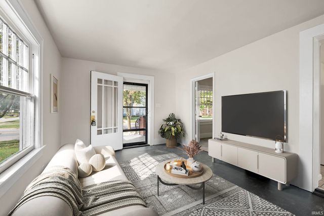 1206 N Anthony Boulevard, Fort Wayne, IN 46805