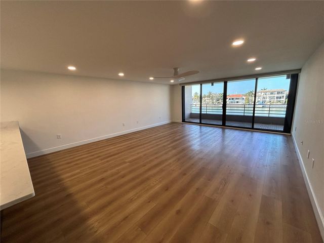 6260 KIPPS COLONY COURT 203, Gulfport, FL 33707