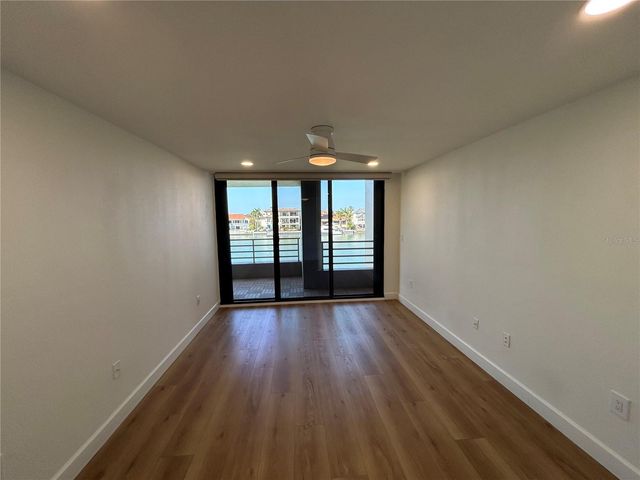 6260 KIPPS COLONY COURT 203, Gulfport, FL 33707