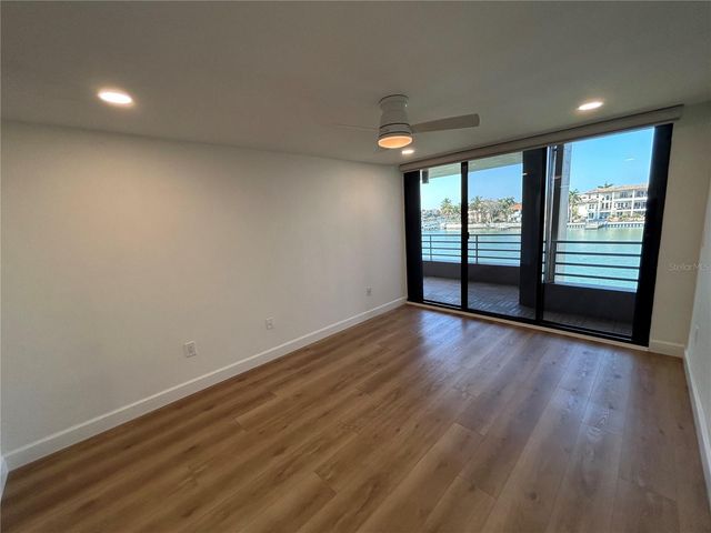 6260 KIPPS COLONY COURT 203, Gulfport, FL 33707