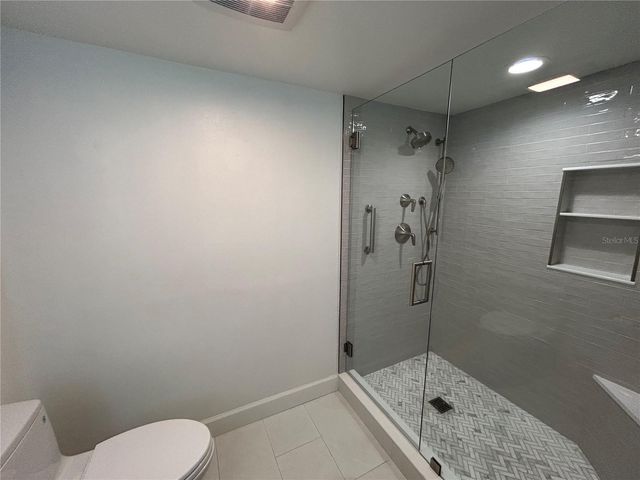 6260 KIPPS COLONY COURT 203, Gulfport, FL 33707