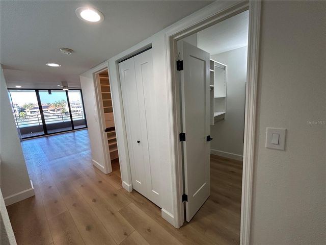 6260 KIPPS COLONY COURT 203, Gulfport, FL 33707