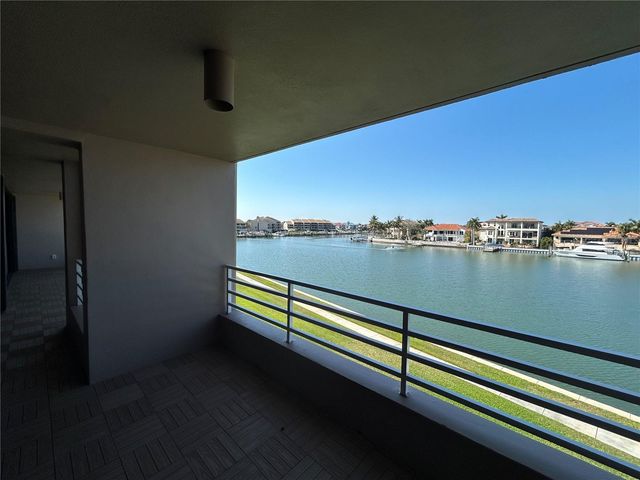 6260 KIPPS COLONY COURT 203, Gulfport, FL 33707