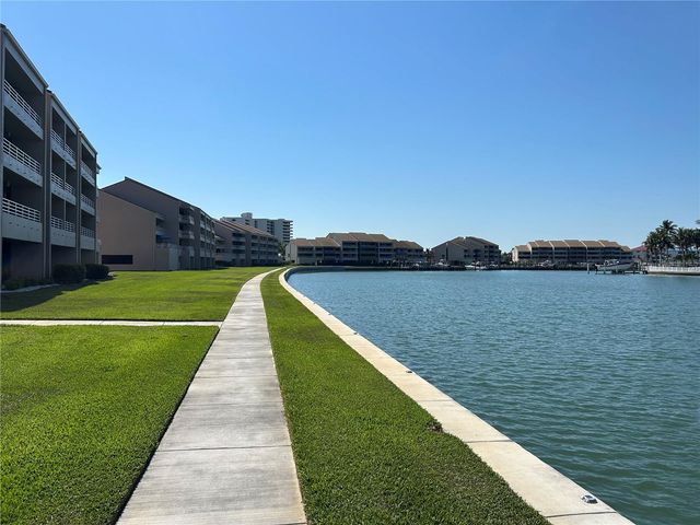 6260 KIPPS COLONY COURT 203, Gulfport, FL 33707