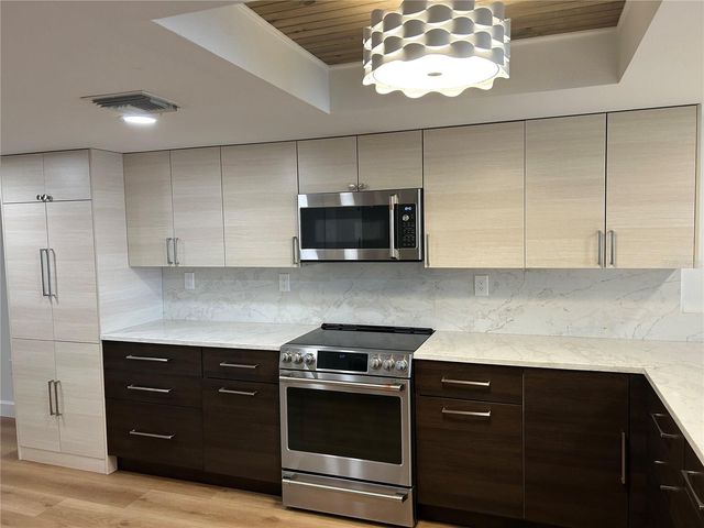 6260 KIPPS COLONY COURT 203, Gulfport, FL 33707