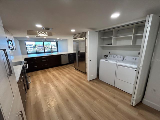 6260 KIPPS COLONY COURT 203, Gulfport, FL 33707