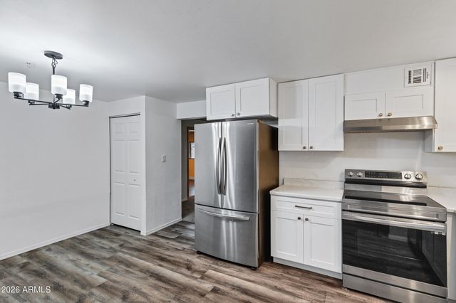 1521 W Thunderbird Road, Phoenix, AZ 85023