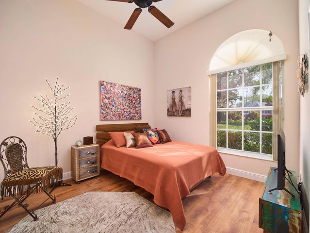 51 Monterey Pointe Drive, Palm Beach Gardens, FL 33418