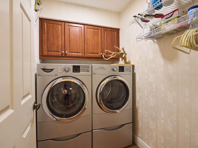 51 Monterey Pointe Drive, Palm Beach Gardens, FL 33418