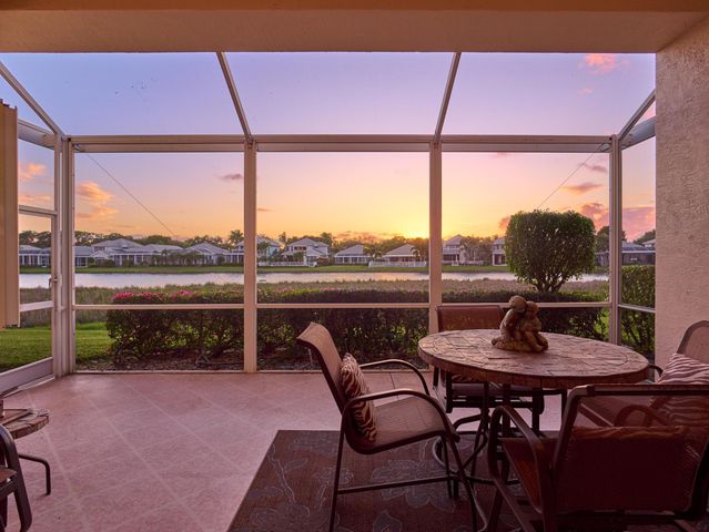 51 Monterey Pointe Drive, Palm Beach Gardens, FL 33418