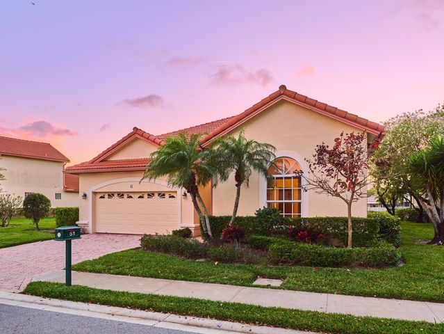 51 Monterey Pointe Drive, Palm Beach Gardens, FL 33418