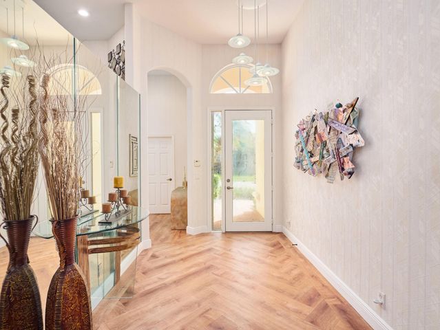 51 Monterey Pointe Drive, Palm Beach Gardens, FL 33418