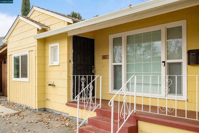 42 Hillcrest Ave, Pittsburg, CA 94565