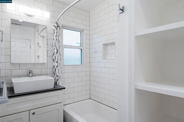 42 Hillcrest Ave, Pittsburg, CA 94565