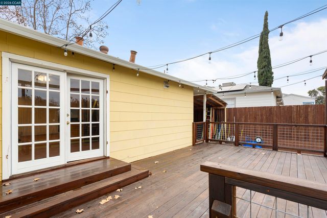 42 Hillcrest Ave, Pittsburg, CA 94565