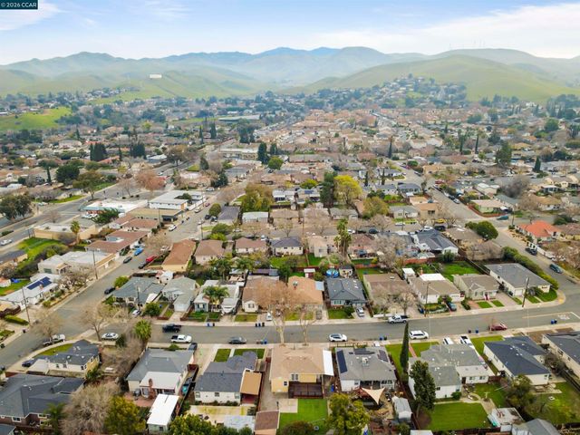 42 Hillcrest Ave, Pittsburg, CA 94565