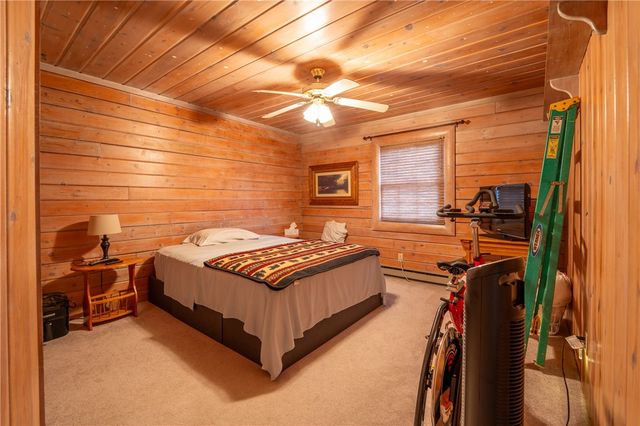 480 Sandworks Rd, East Huntingdon, PA 15639