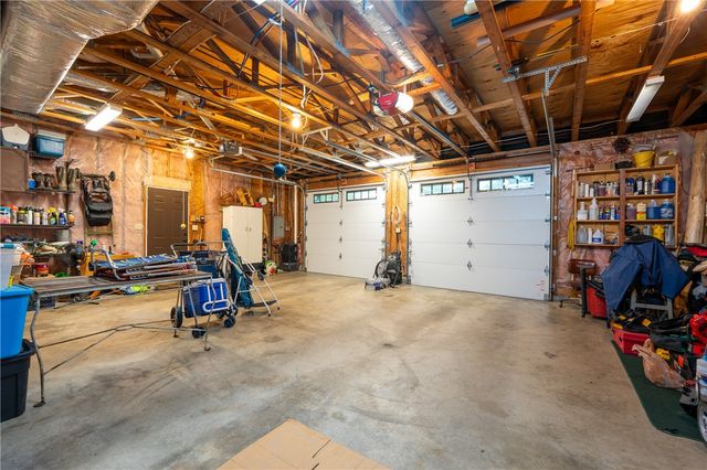 480 Sandworks Rd, East Huntingdon, PA 15639