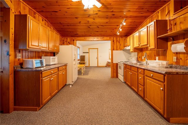 480 Sandworks Rd, East Huntingdon, PA 15639