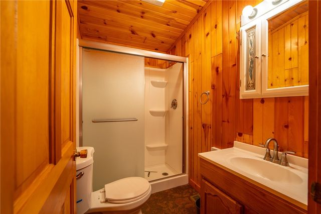 480 Sandworks Rd, East Huntingdon, PA 15639