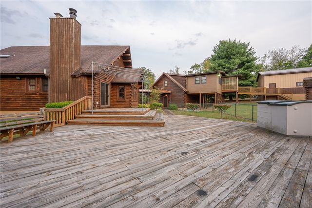 480 Sandworks Rd, East Huntingdon, PA 15639