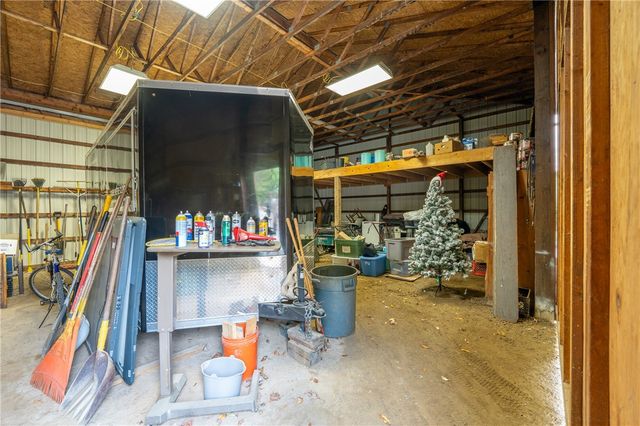 480 Sandworks Rd, East Huntingdon, PA 15639