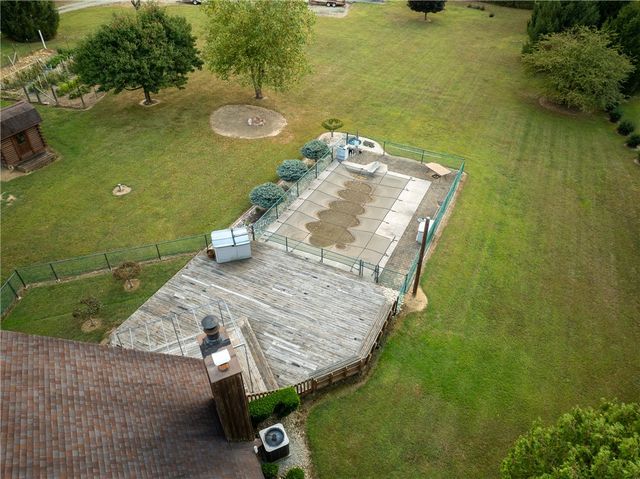 480 Sandworks Rd, East Huntingdon, PA 15639