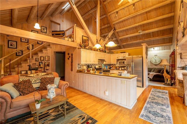 480 Sandworks Rd, East Huntingdon, PA 15639