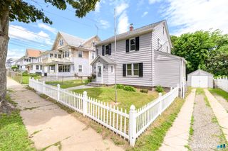 206 Ridgefield Avenue, Bridgeport, CT 06610