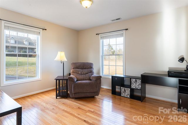 16 Kinsale Drive, Leicester, NC 28748