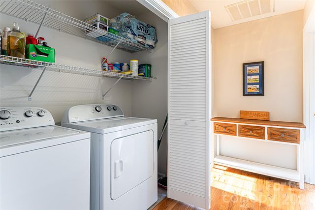 16 Kinsale Drive, Leicester, NC 28748