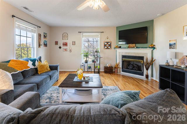 16 Kinsale Drive, Leicester, NC 28748