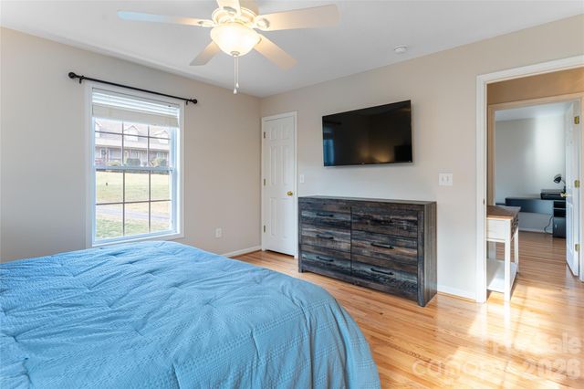 16 Kinsale Drive, Leicester, NC 28748