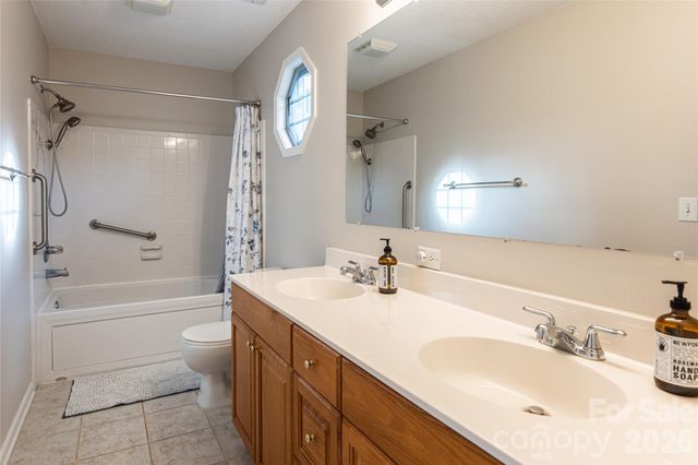 16 Kinsale Drive, Leicester, NC 28748