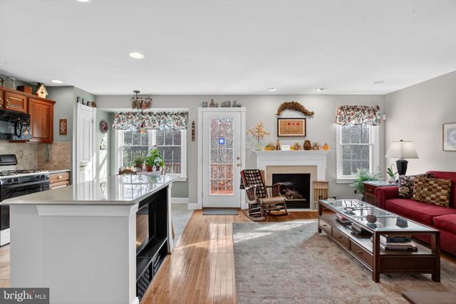 375 BELCOURT WAY, Harleysville, PA 19438