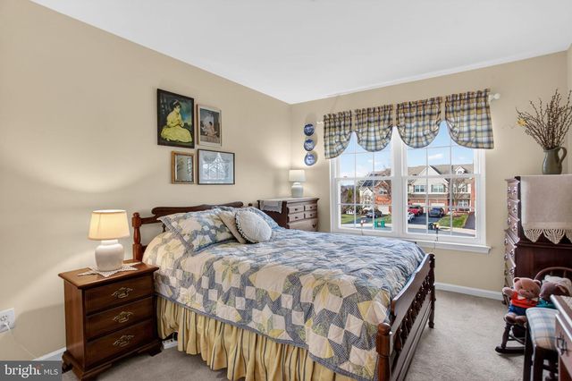 375 BELCOURT WAY, Harleysville, PA 19438