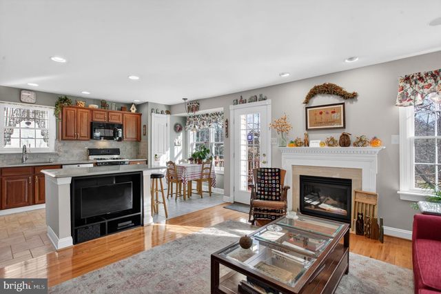 375 BELCOURT WAY, Harleysville, PA 19438