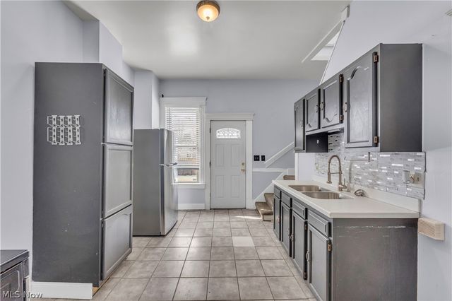 1852-1854 W 45 Street, Cleveland, OH 44102