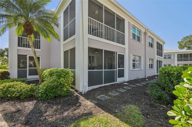 5647 SHEFFIELD GREENE CIRCLE 29, Sarasota, FL 34235