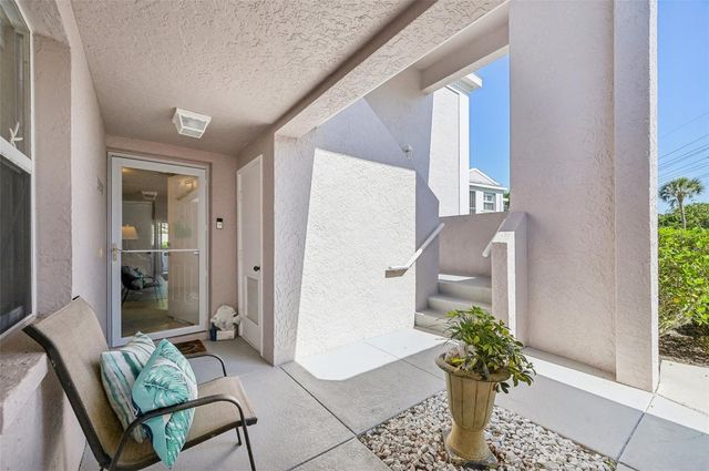 5647 SHEFFIELD GREENE CIRCLE 29, Sarasota, FL 34235