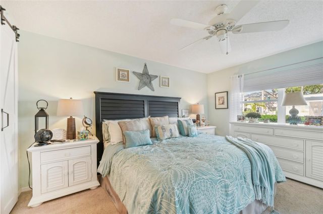 5647 SHEFFIELD GREENE CIRCLE 29, Sarasota, FL 34235