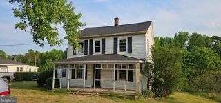 38 CEDAR RD, Warsaw, VA 22572